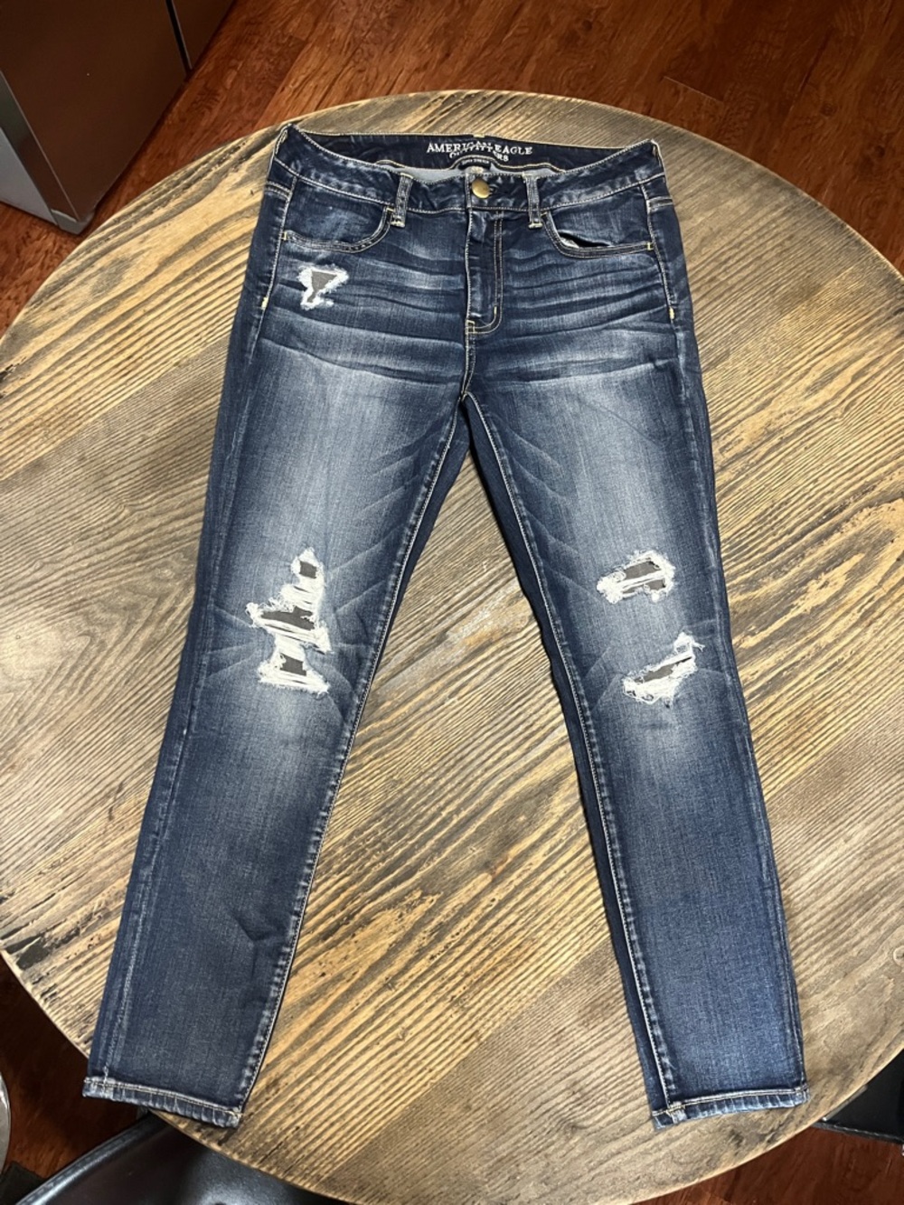 American Eagle Outfitters Distressed jeggings